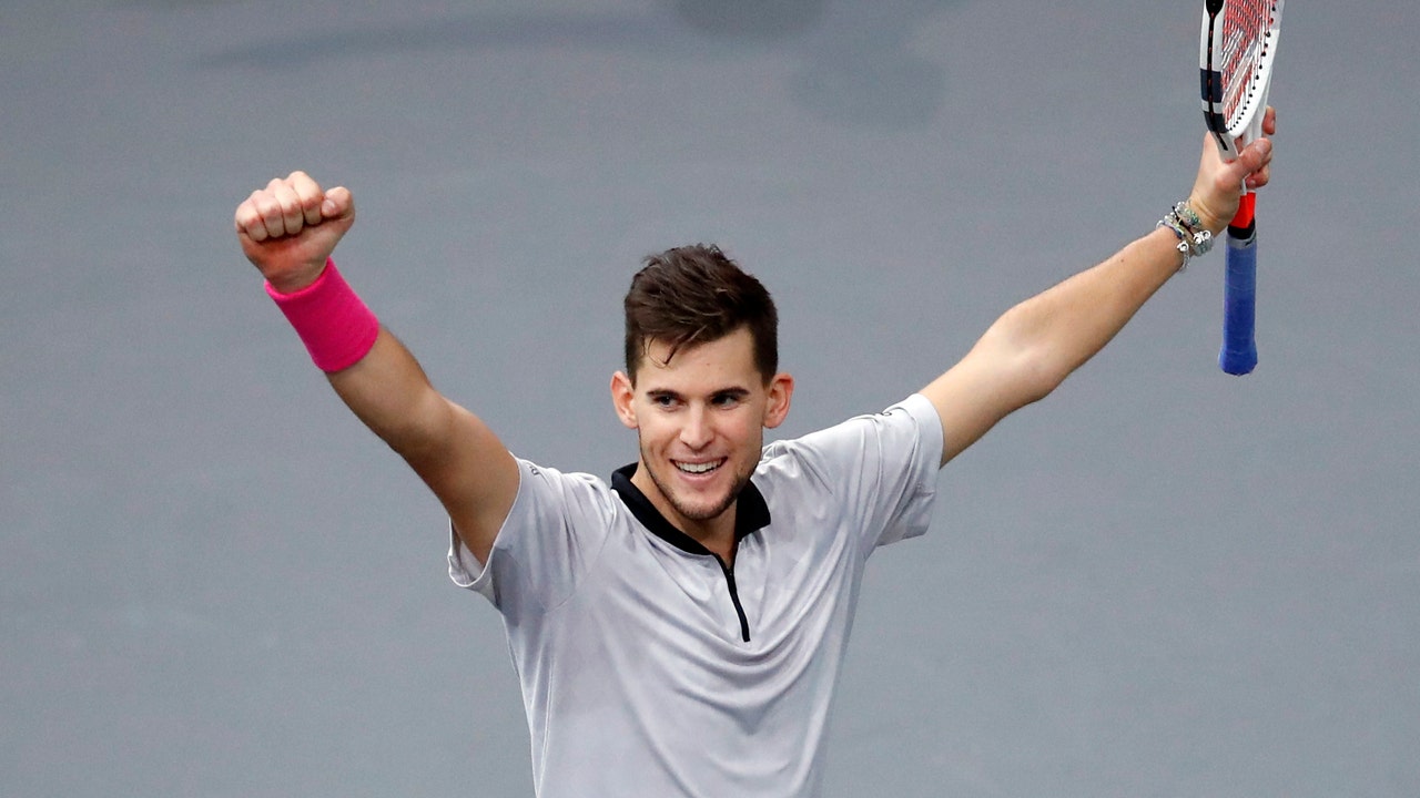 Khachanov eliminates Sock to reach Paris Masters semifinals